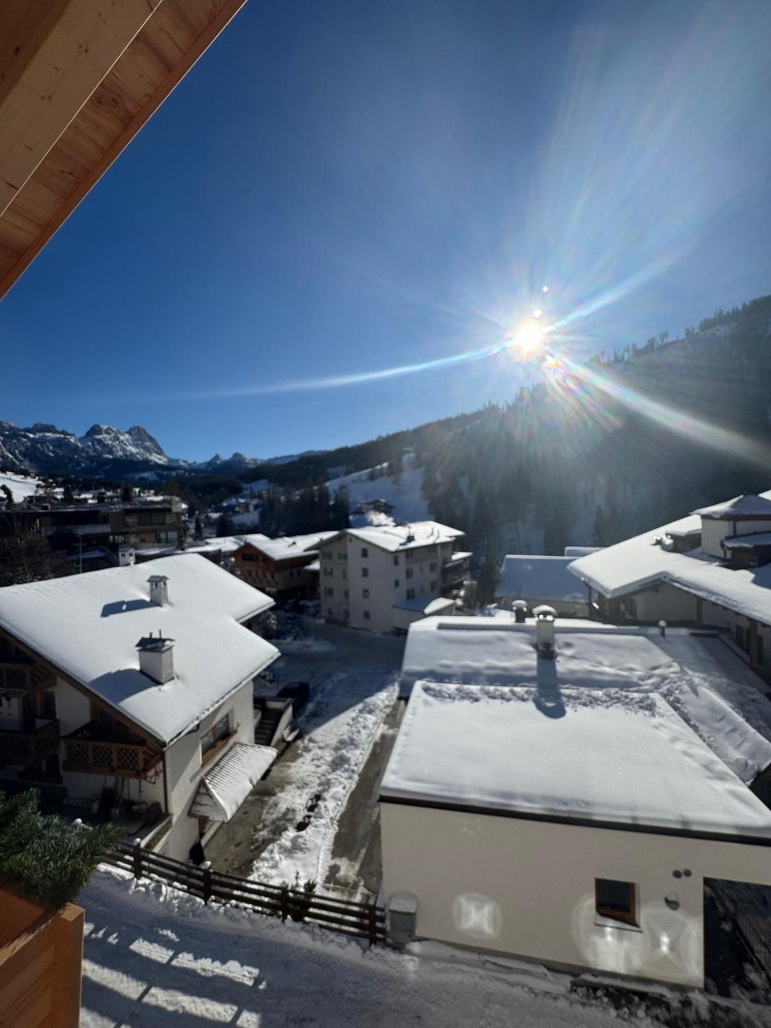 Residence Vajolet San Cassiano Сан-Кассиано Экстерьер фото